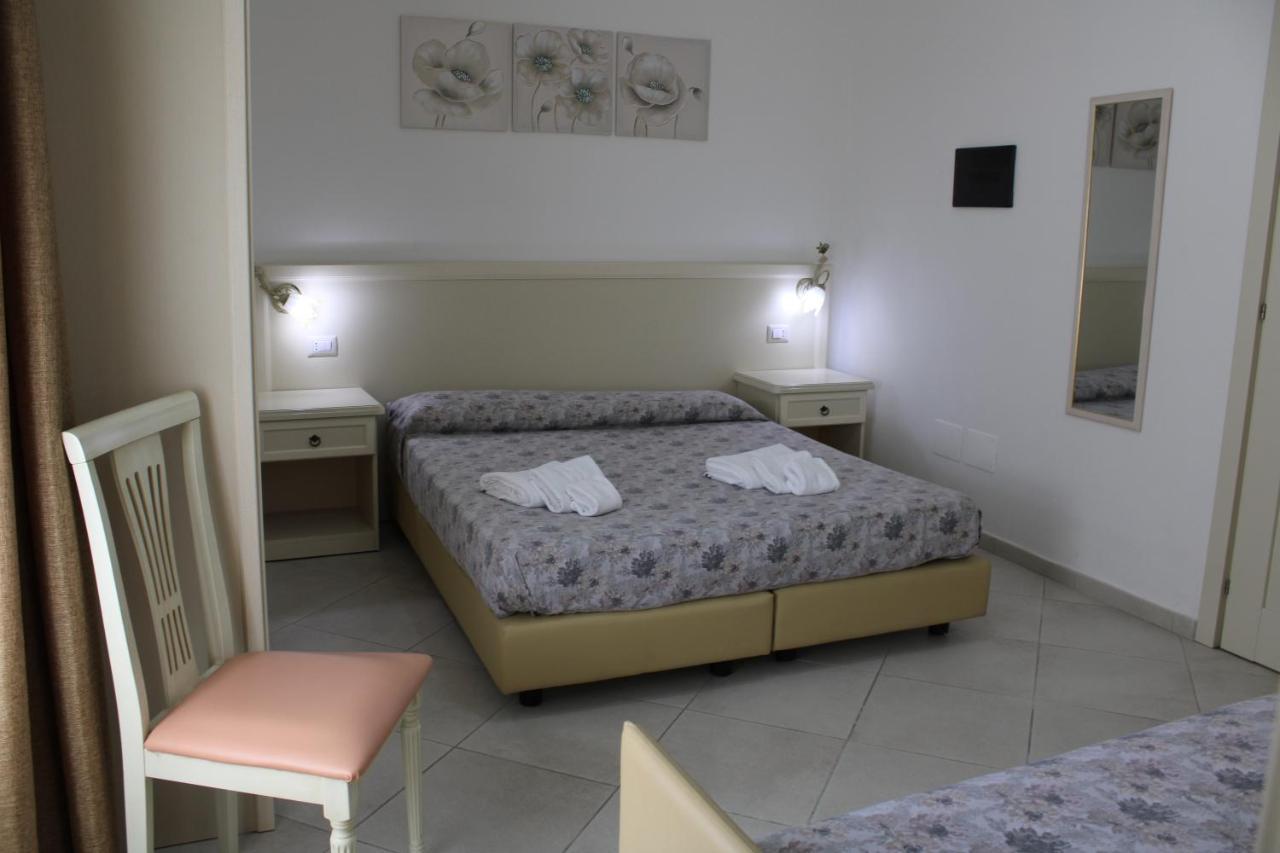 Afrodite Hotel Scalea Exterior photo