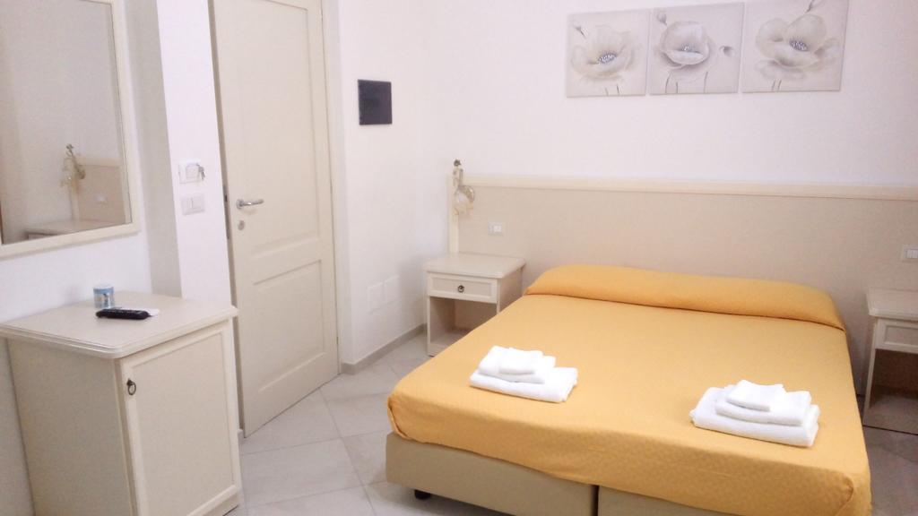 Afrodite Hotel Scalea Exterior photo